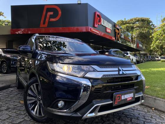 MITSUBISHI OUTLANDER 2.0 MIVEC GASOLINA HPE AUTOMÁTICO